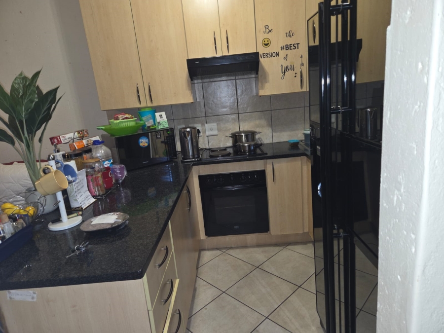2 Bedroom Property for Sale in Waterval East North West